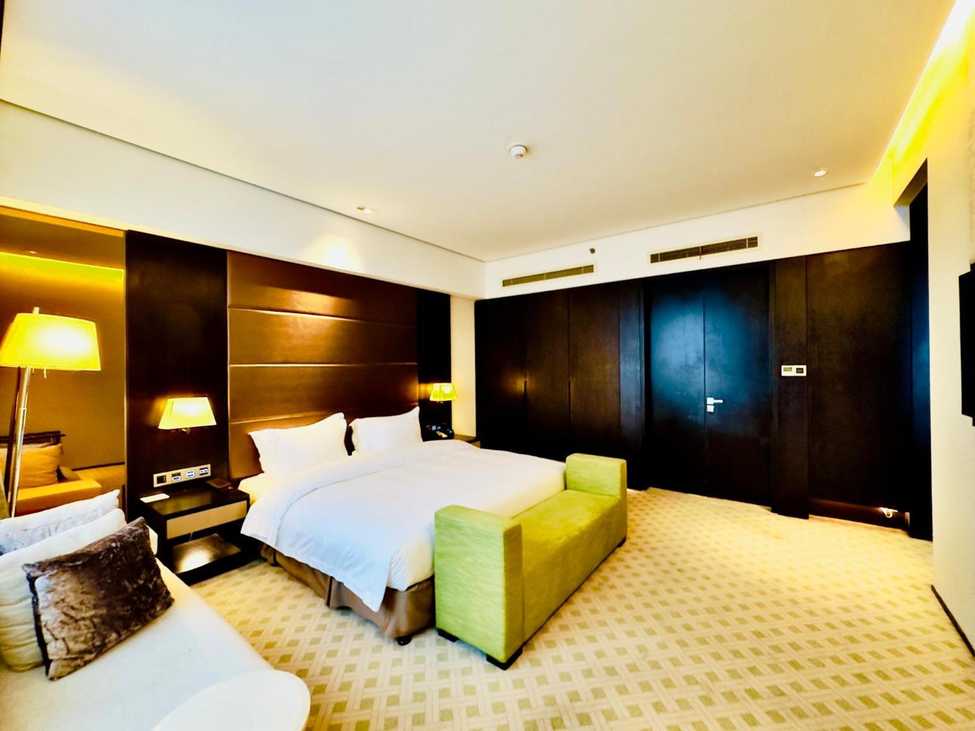 Holiday Inn Nantong Oasis International By Ihg Eksteriør bilde